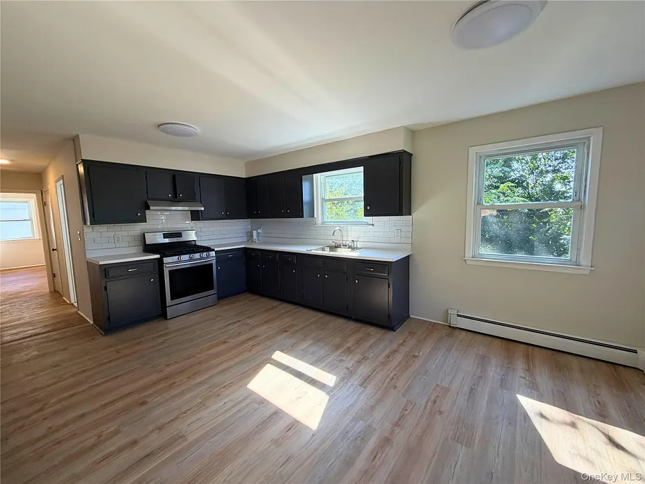 13 Woodrow Avenue #1 Photo 3