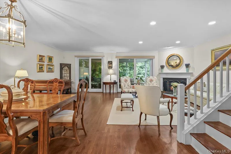 18 Brookview Drive Photo 7