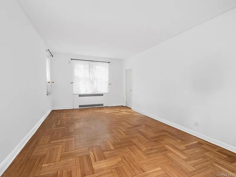 3015 Riverdale Avenue  #2k Photo 12