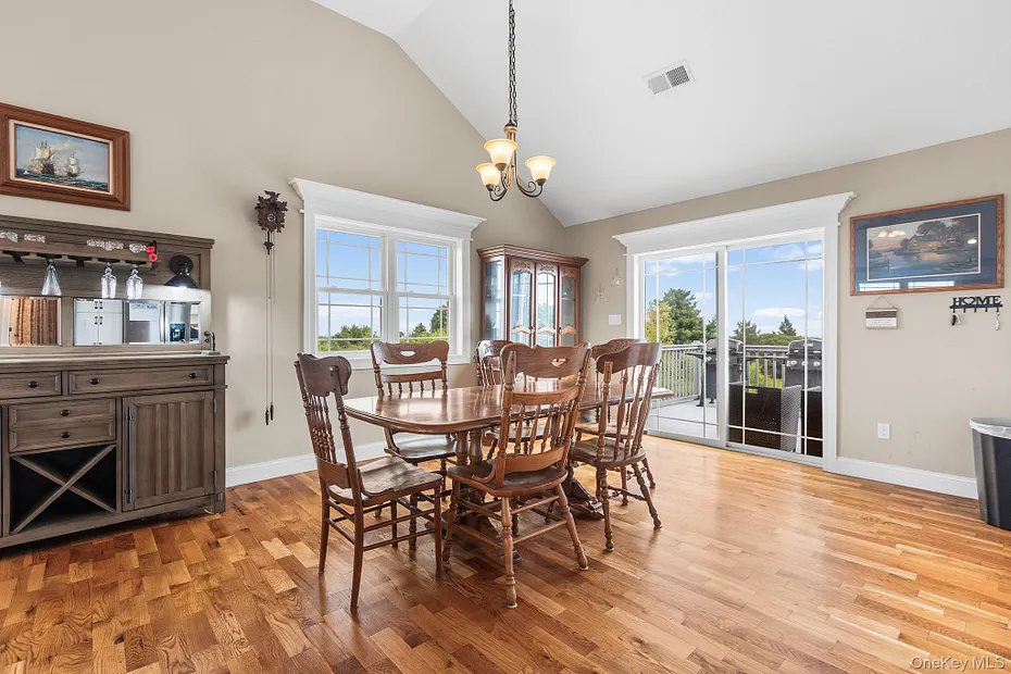 21 Meadow View Drive Photo 9