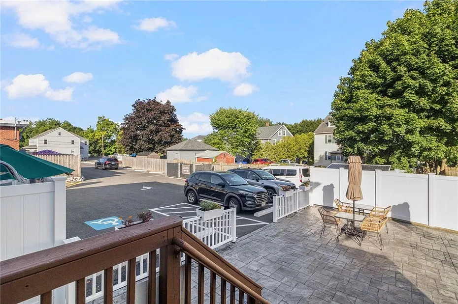 681 Providence Street Photo 39