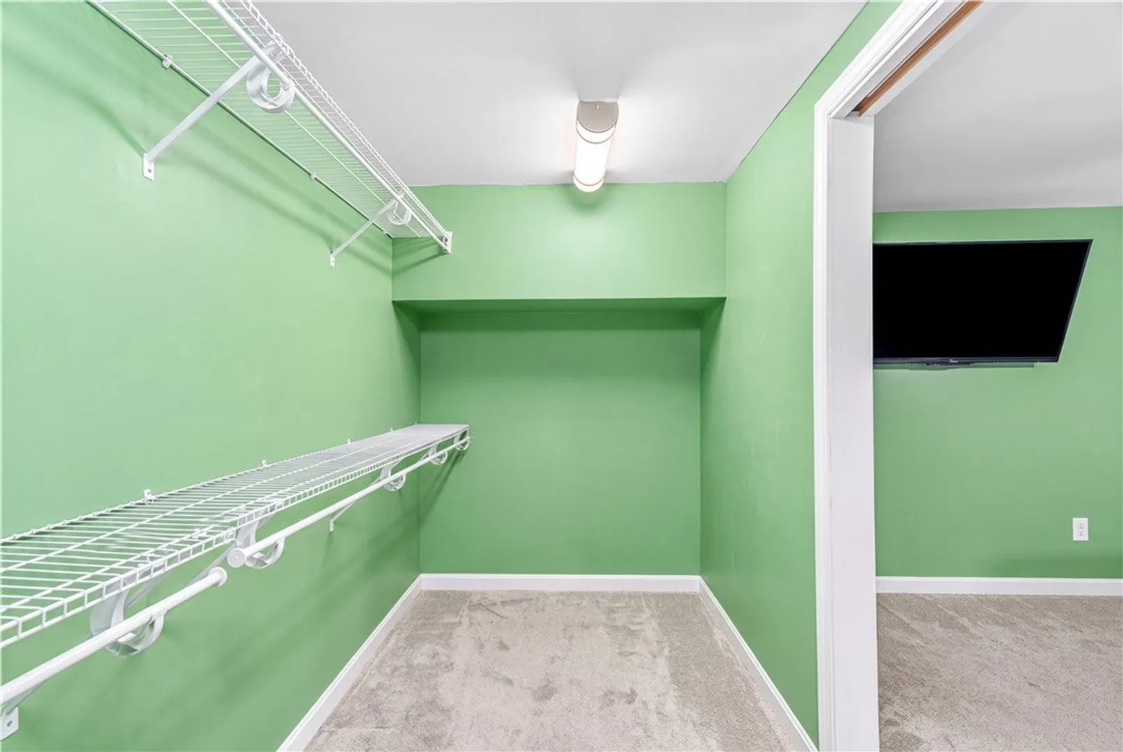 464 Gardiner Road #103 Photo 19