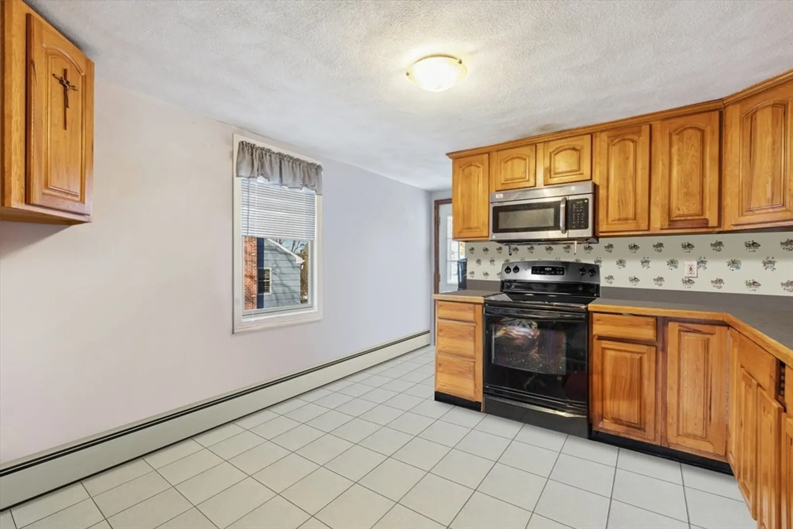 10 Hinckley Rd Photo 13