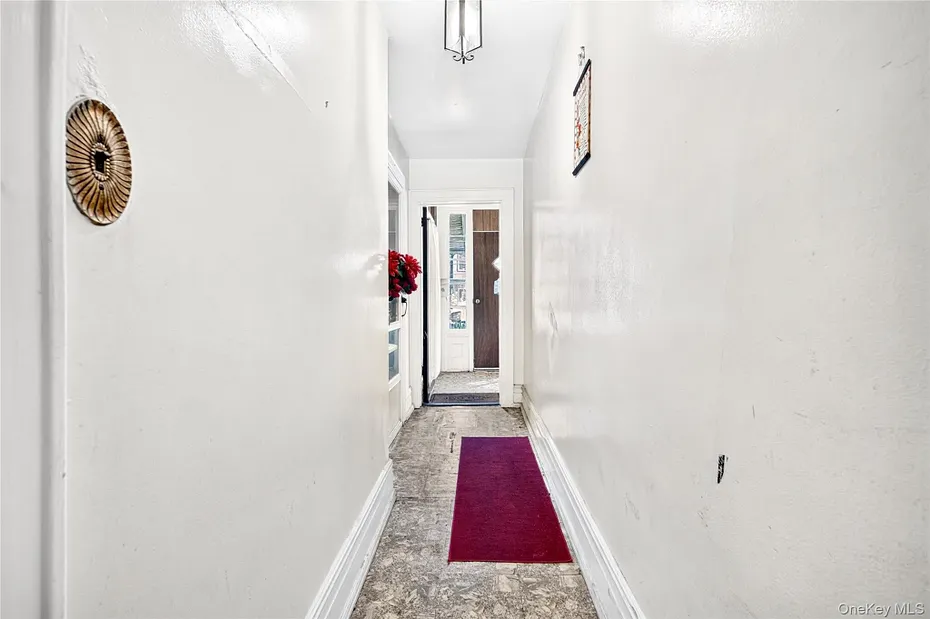 36 S 8th Avenue Photo 4