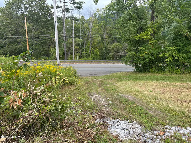 641 River Rd Photo 18