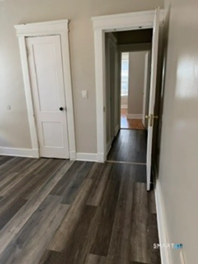 119 Hobart Street  #2nd floor Photo 18