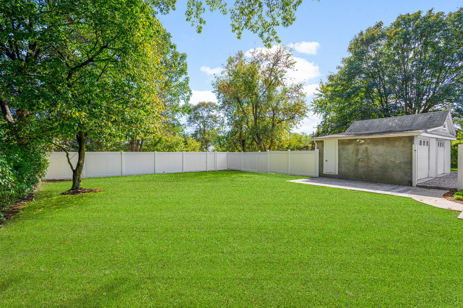 521 Jefferson Avenue  #1 Photo 24