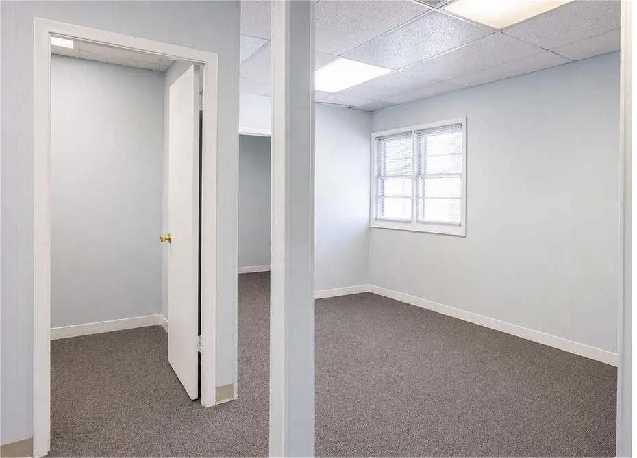 1845 Smith Street  #4 Photo 2