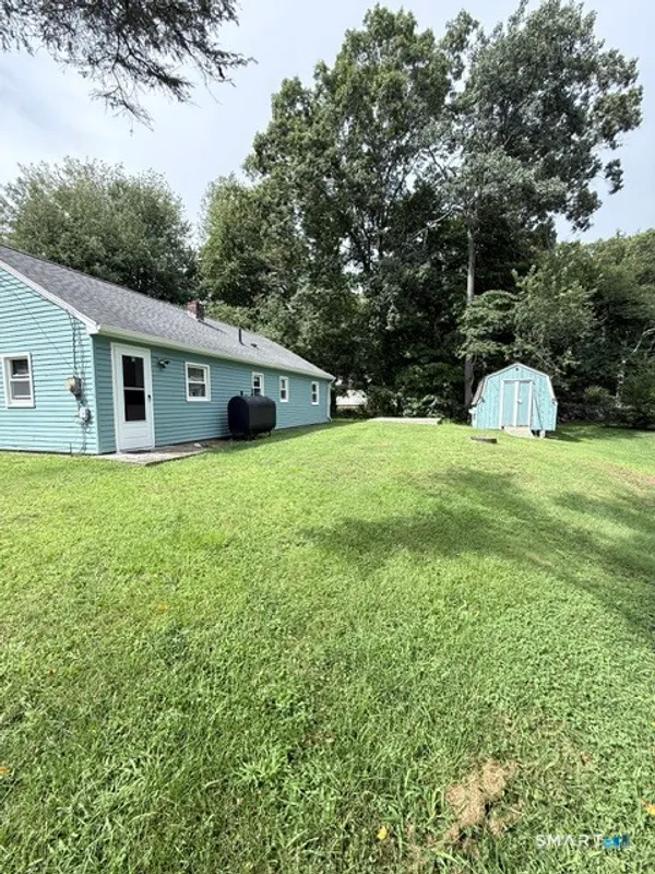 448 Pumpkin Hill Road Photo 12