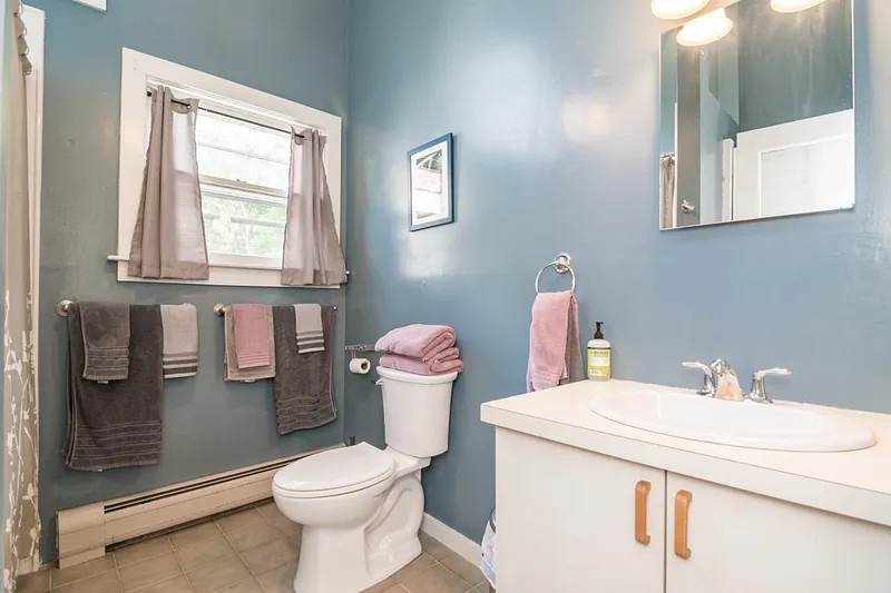 10 N Main St  #5E Photo 22