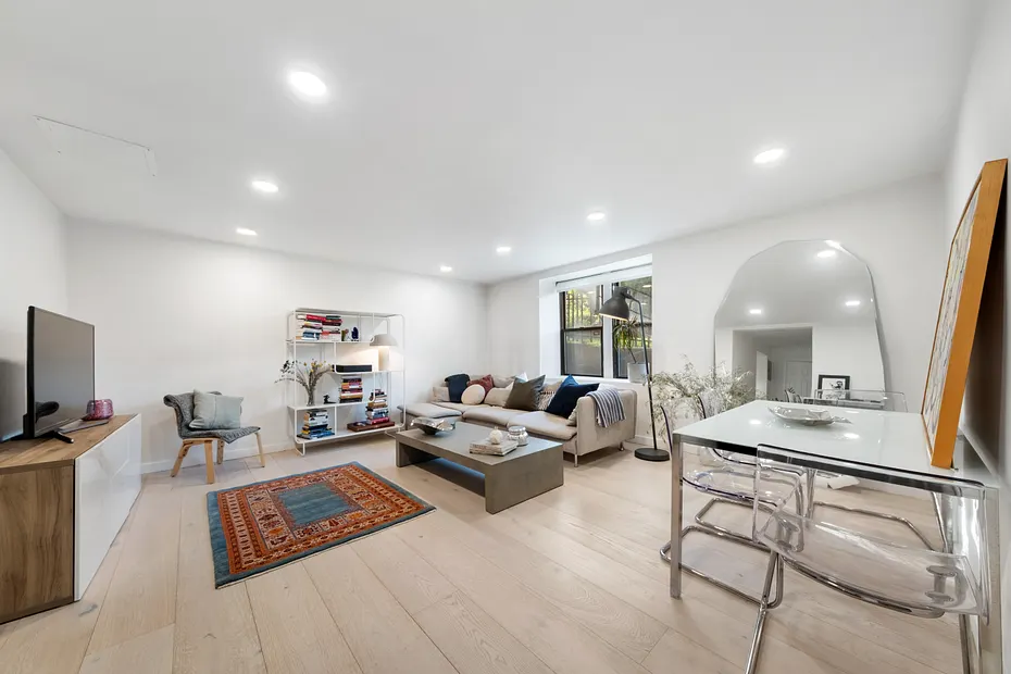 30 Windsor Terrace  #AA1 Photo 1