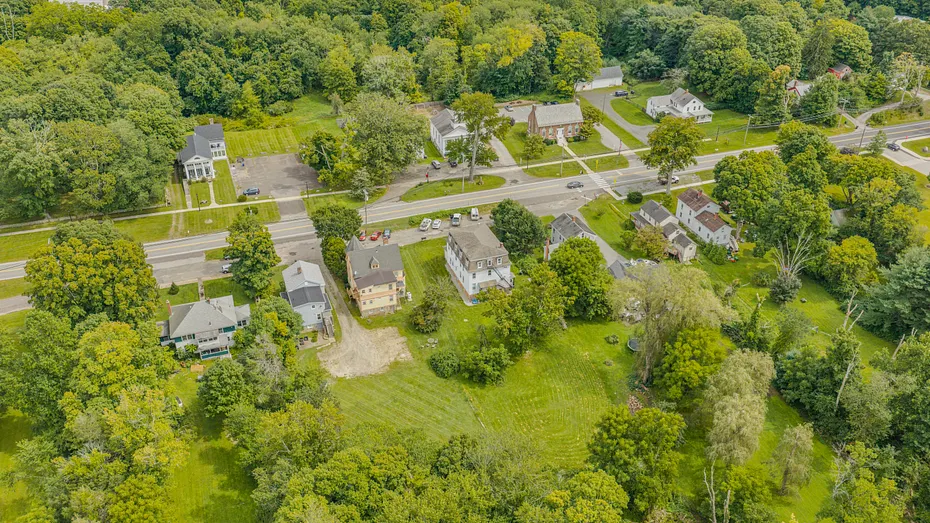 23 Plains Road Photo 4