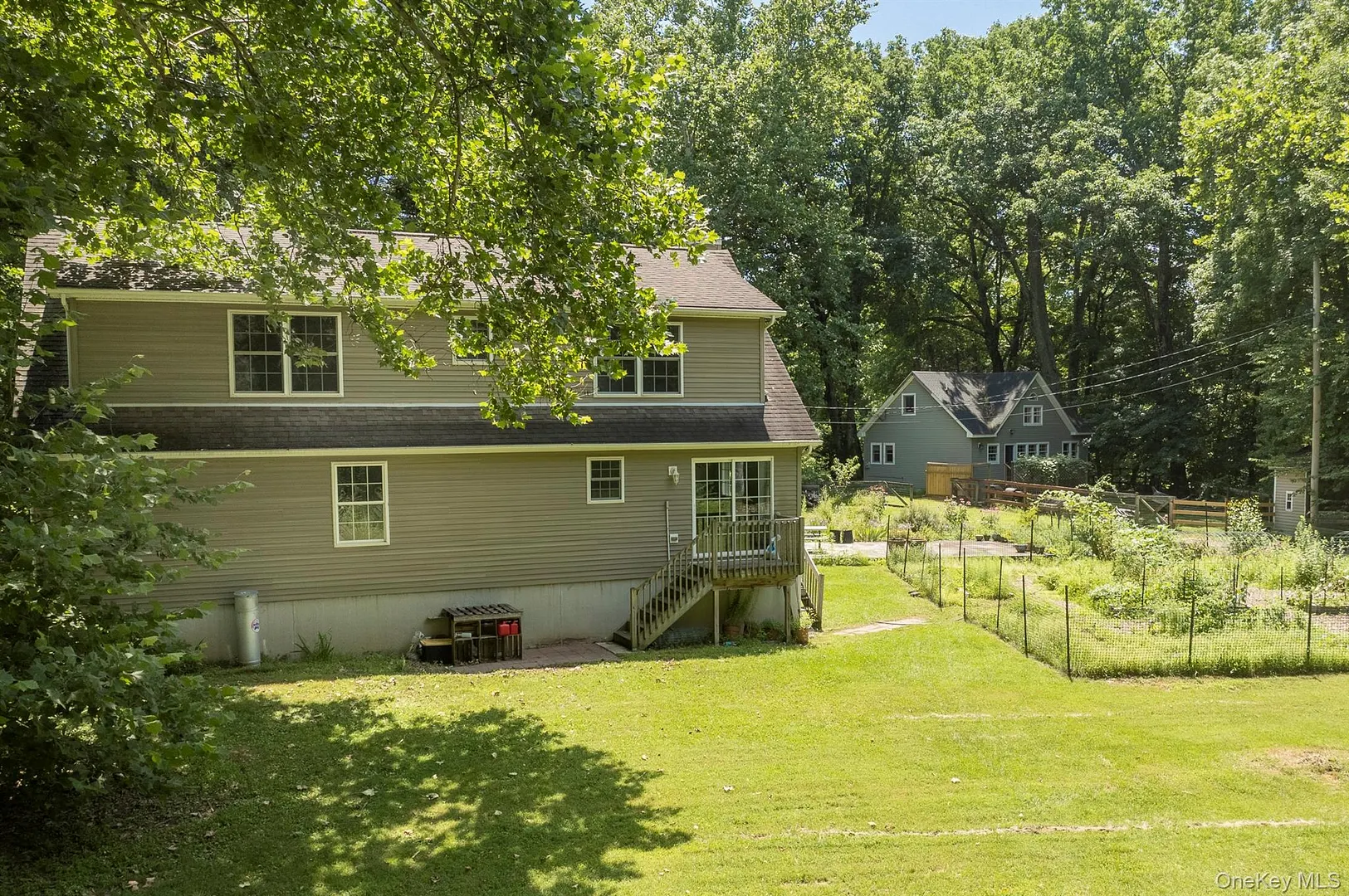 13-14 Creekside Place Photo 45