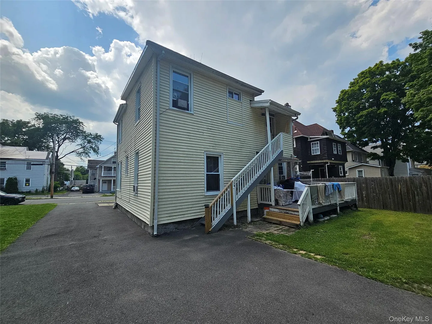 41 Houston Avenue Photo 4