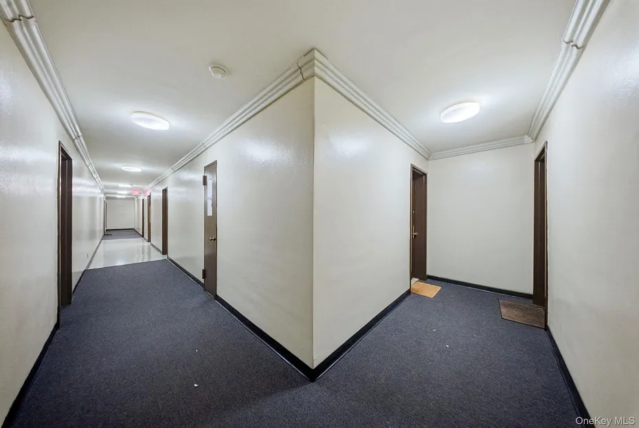 250 N Broadway  #5B Photo 27
