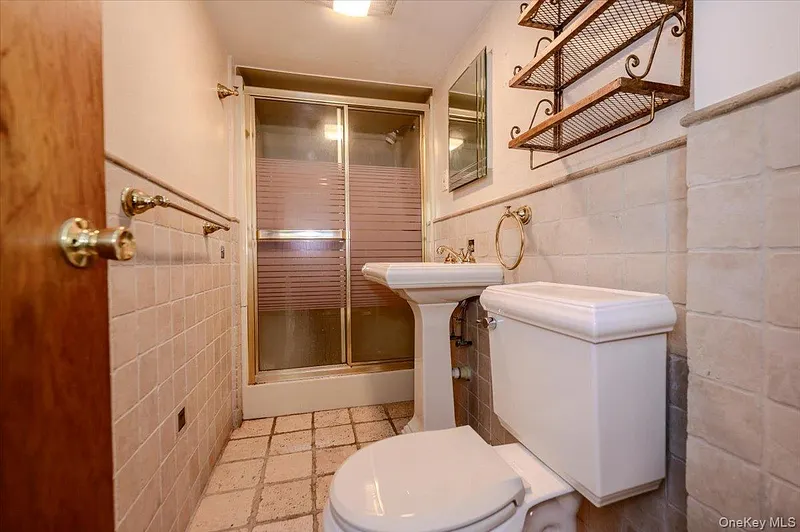 9 Somerstown Road Photo 22