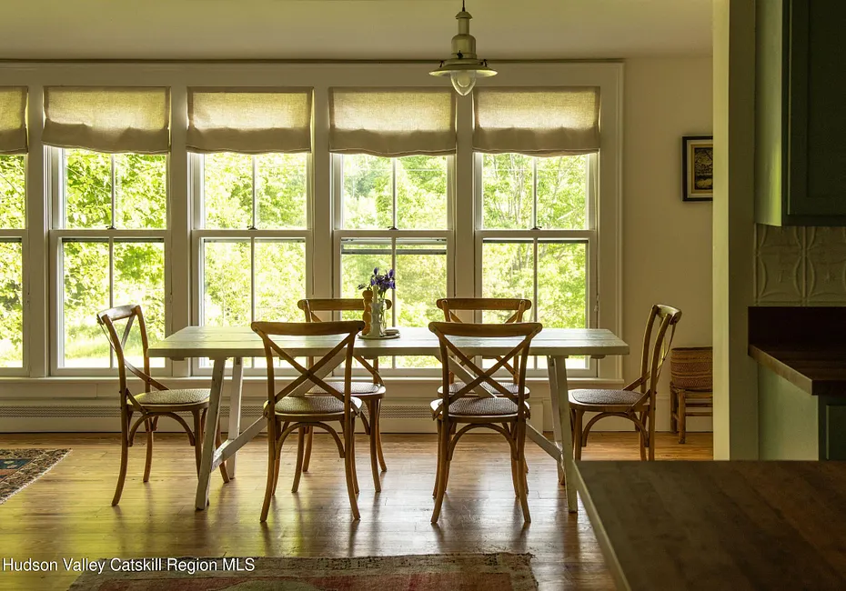132 Decker Road Photo 6