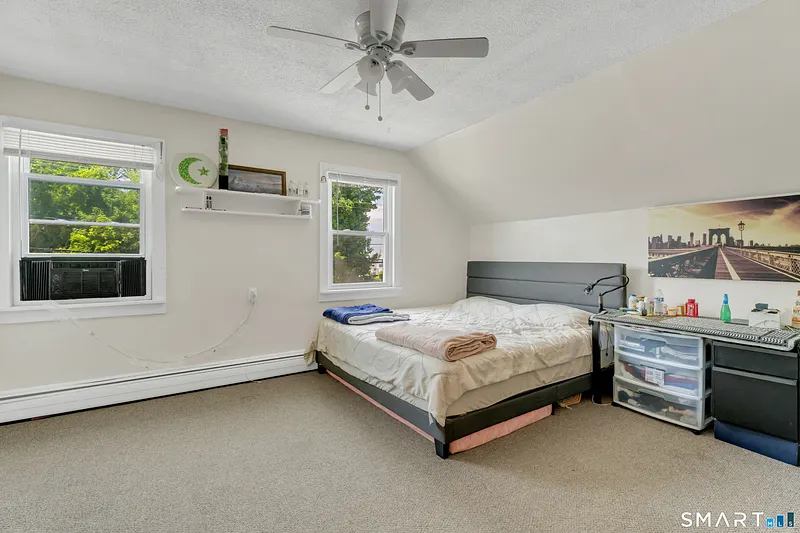 296 Mitchell Street Photo 21