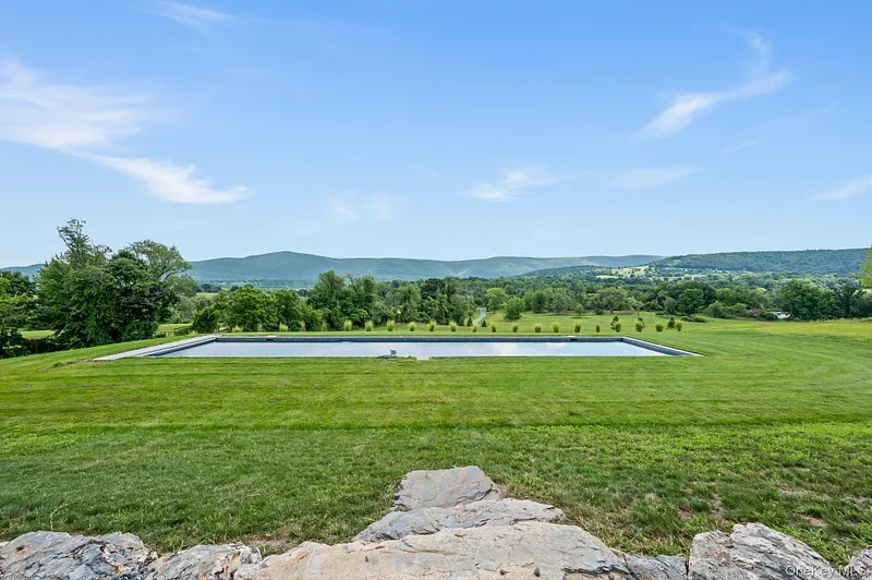 1105 East Ancram Road Photo 16
