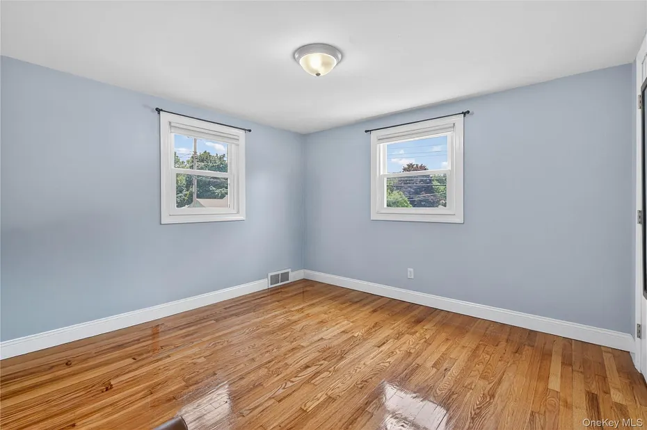 9 Arbor Drive Photo 17