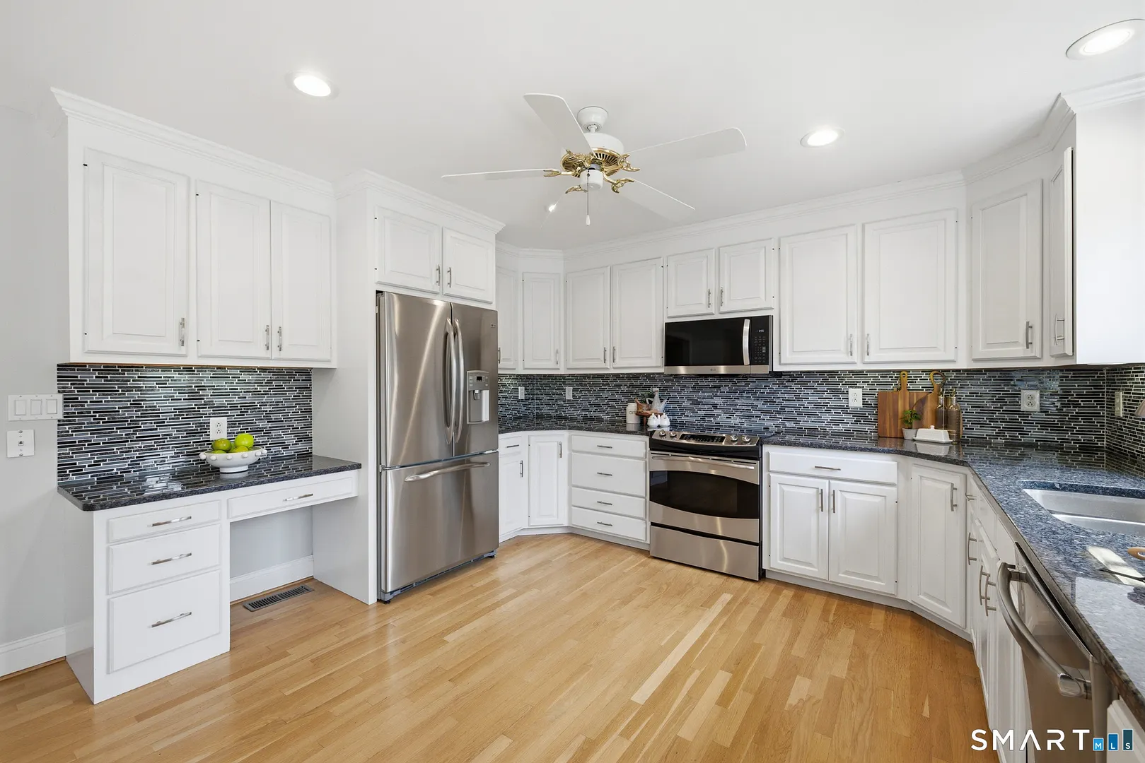 136 Talcott Ridge Road Photo 9