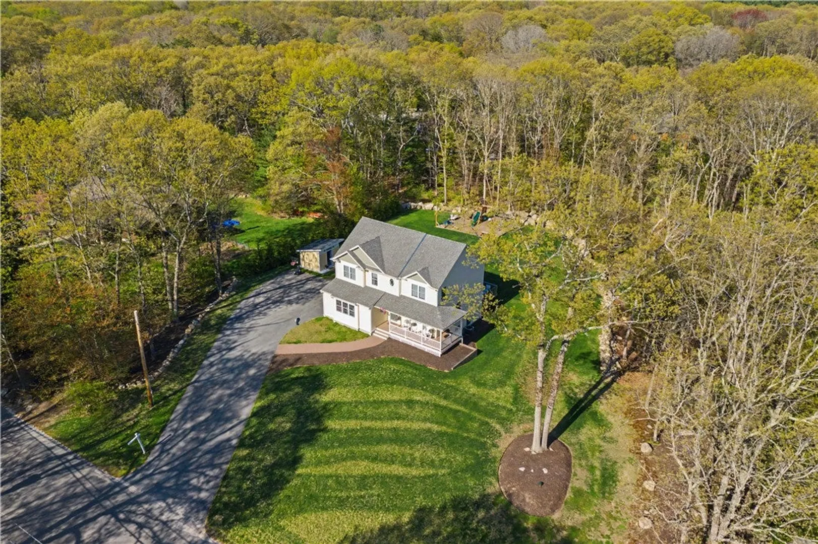 100 Franklin Road Photo 10