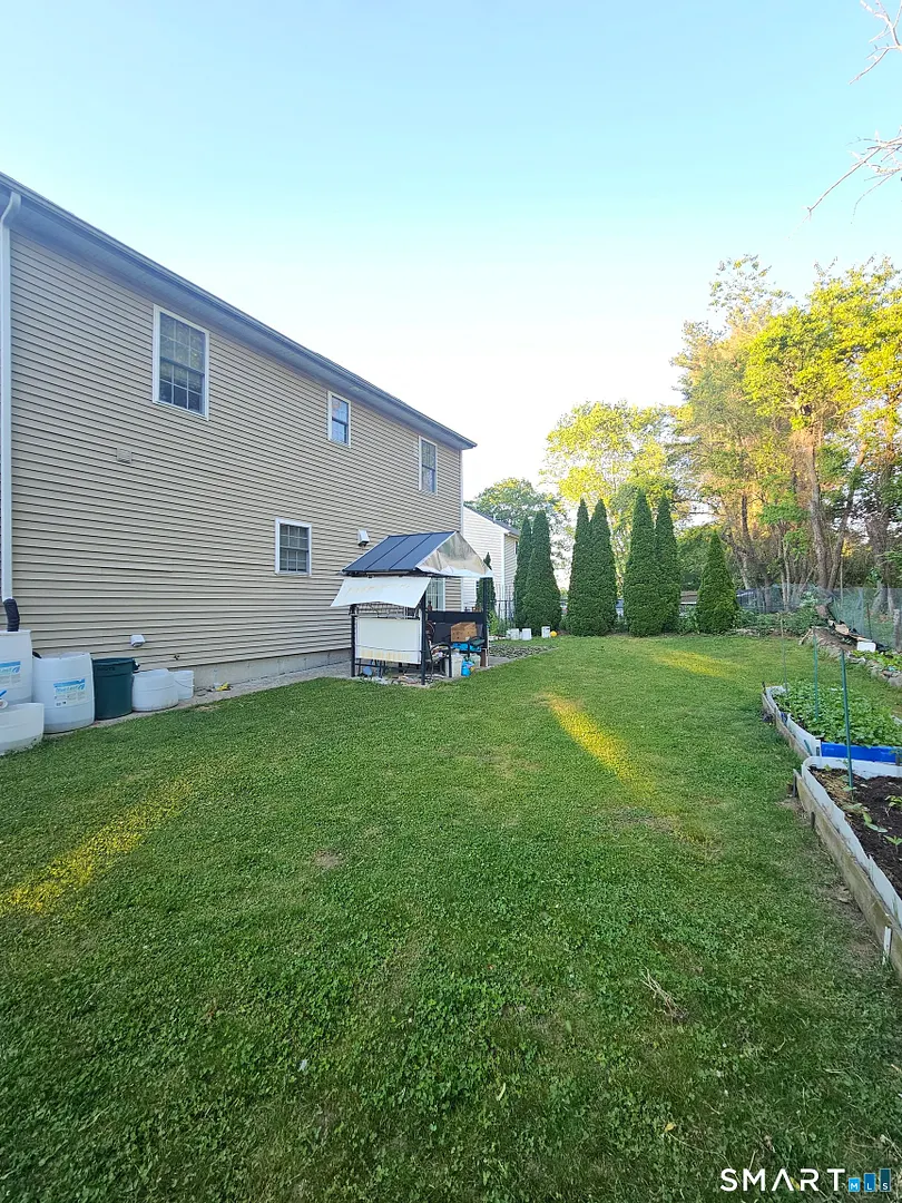 54 Alice Street Photo 30