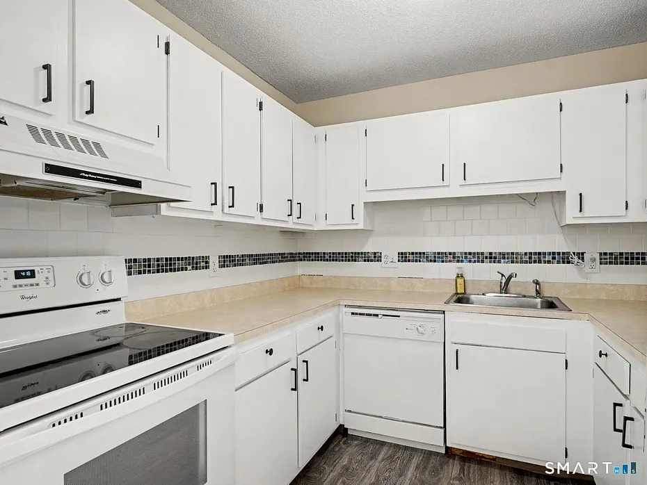 459 East Mitchell Avenue #459 Photo 16