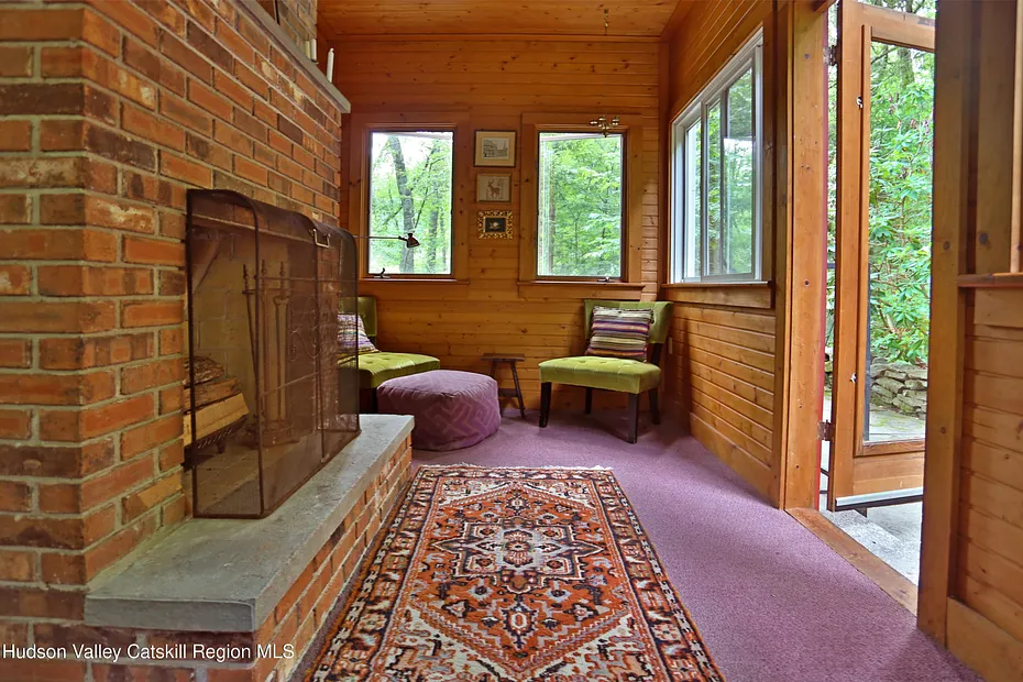 104 Dewitt Mills Road Photo 14