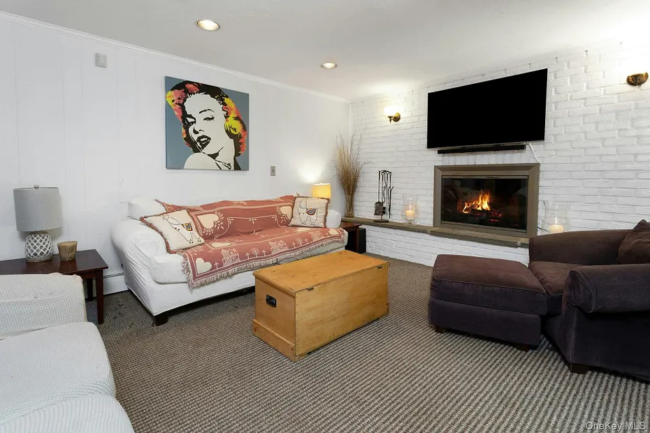 8 Woodland Road Photo 20