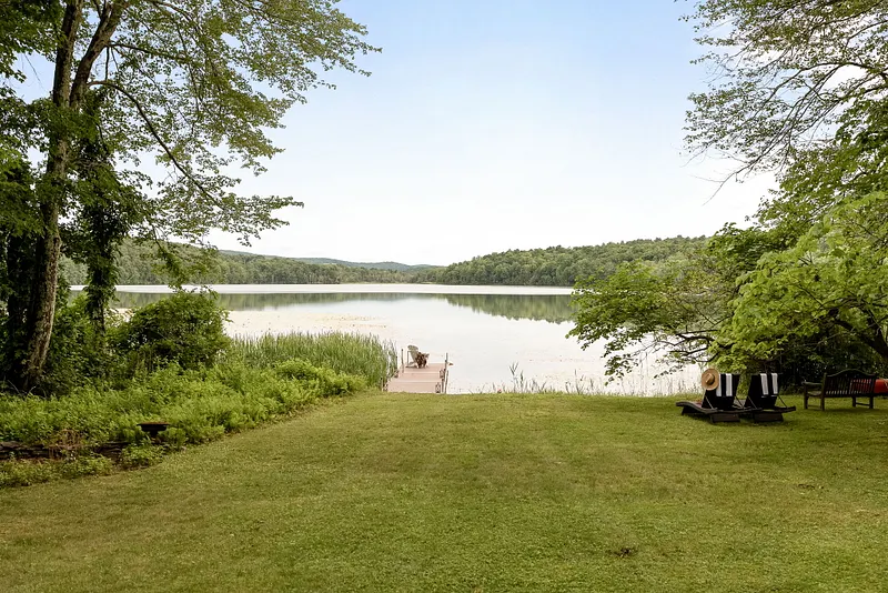 142 Interlaken Road Photo 29