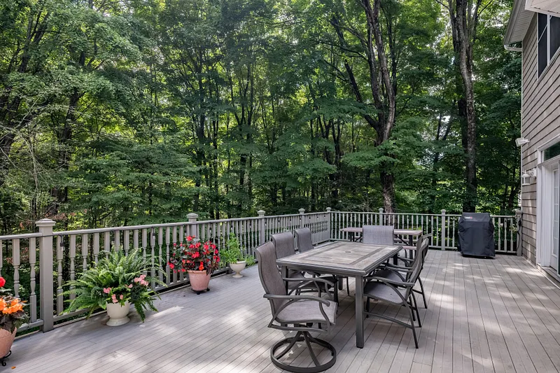 420 Summer Hill Road Photo 36