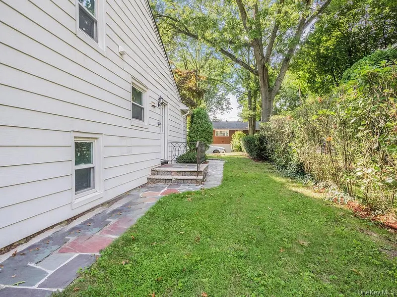 90 Patton Drive Photo 9