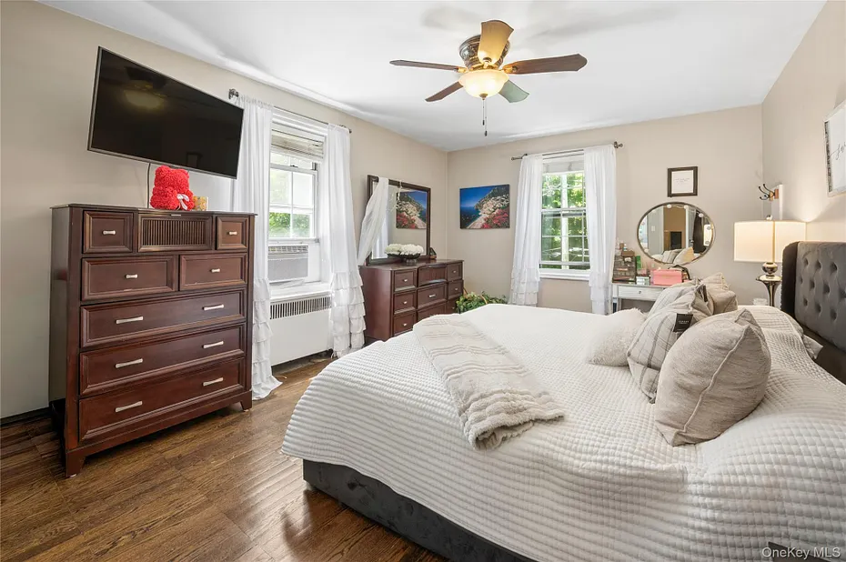 84 Pinewood Road  #1F Photo 22
