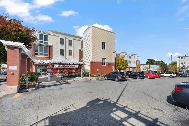 333 Atwells Avenue  #206 Photo 27