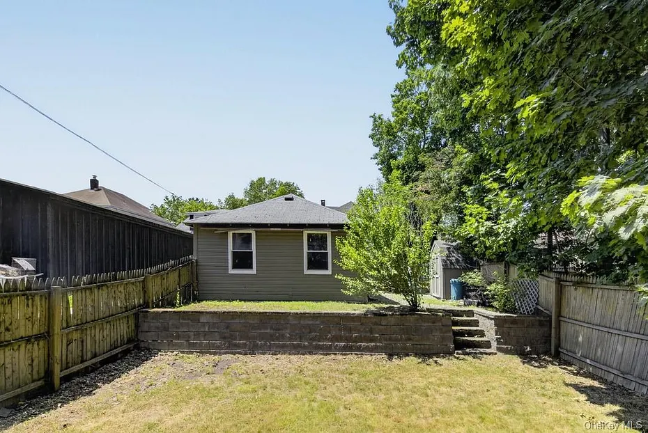 10 S Grand Avenue Photo 26