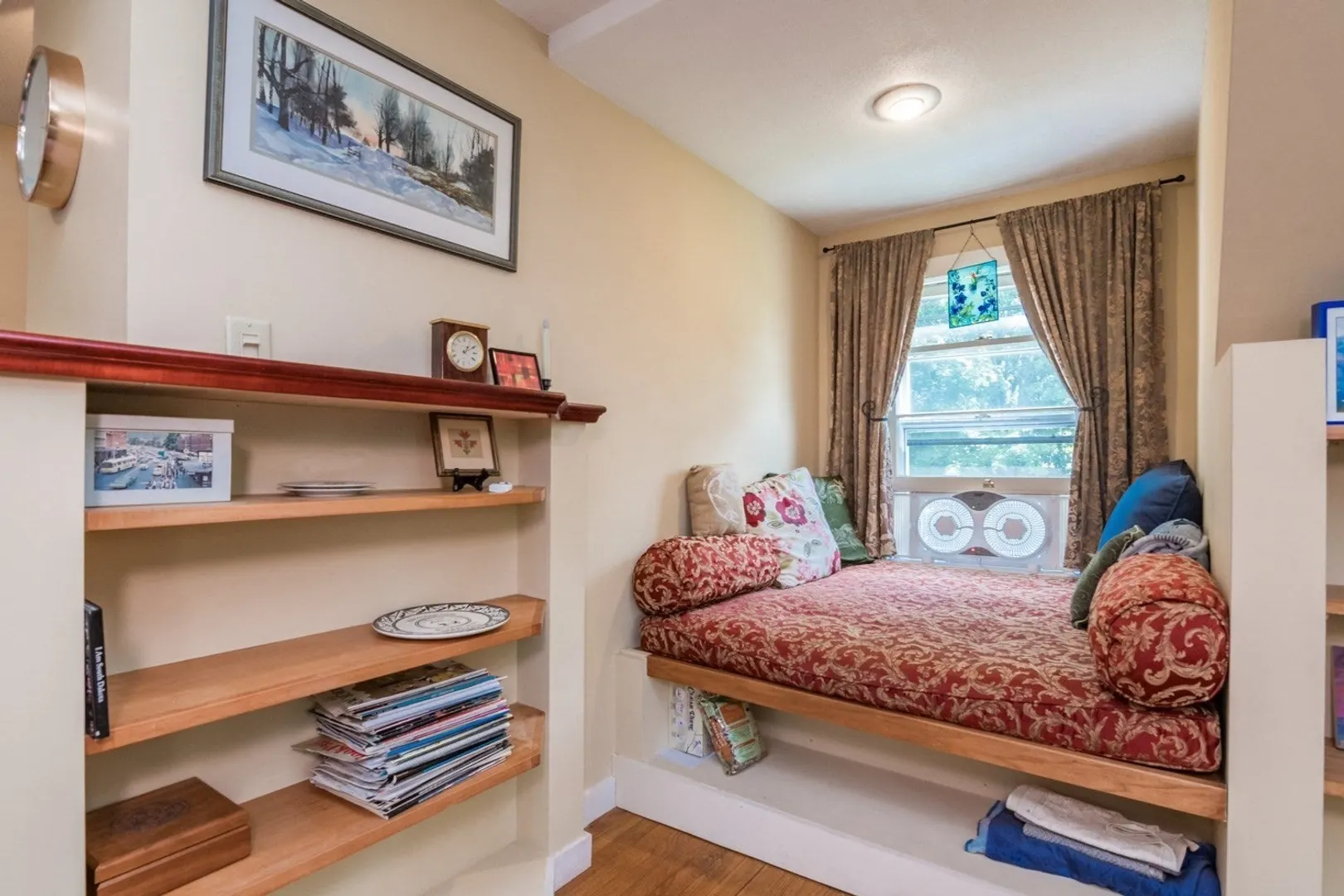 10 N Main St  #5E Photo 8