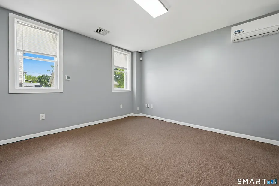 34 Clifton Avenue Photo 9