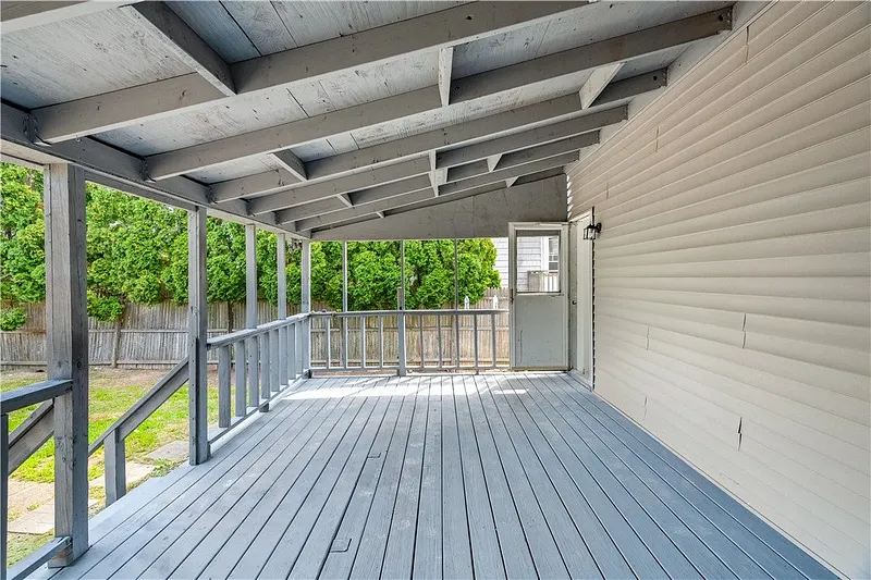 117 Chestnut Hill Avenue Photo 6