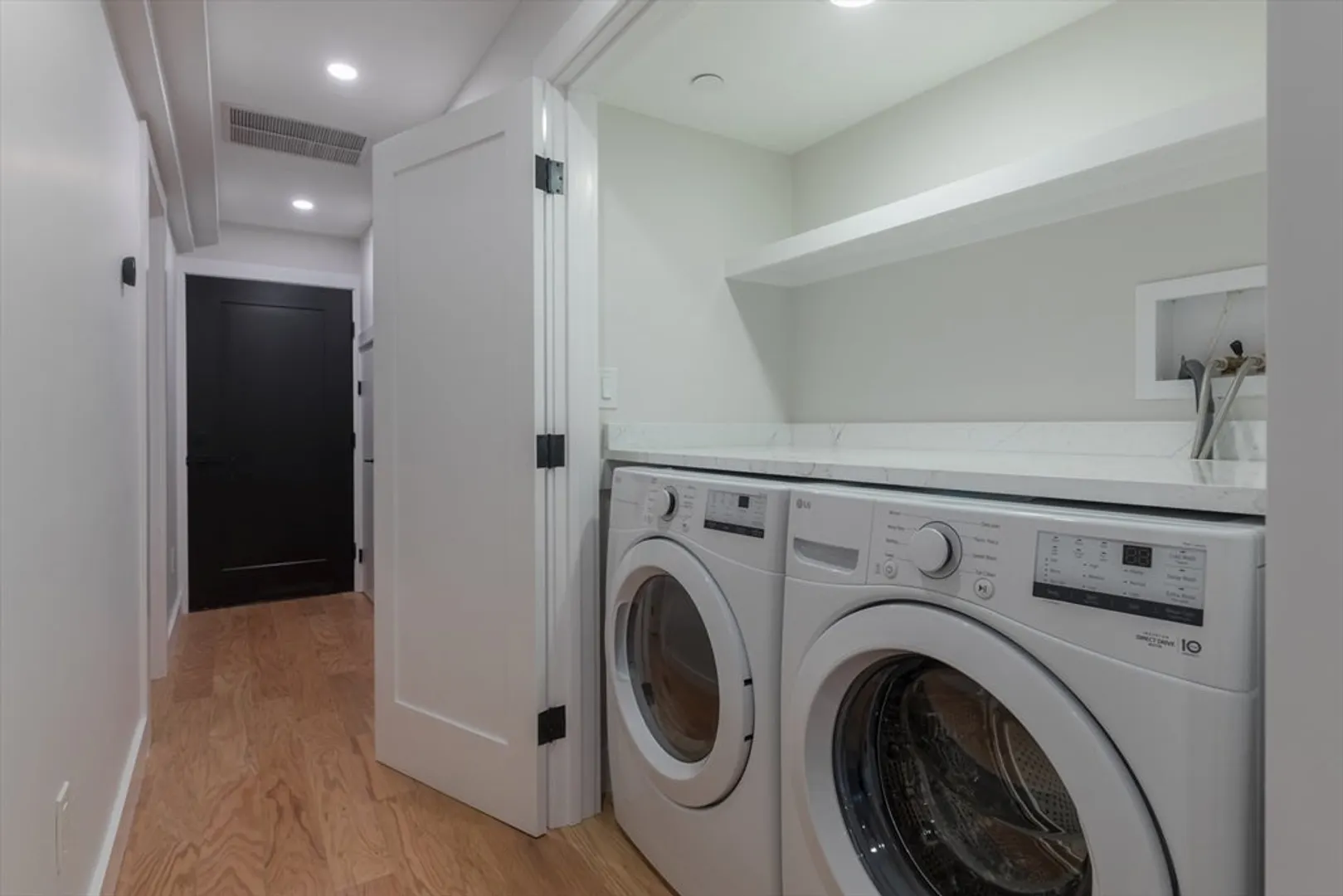 148 Falcon St #1 Photo 14