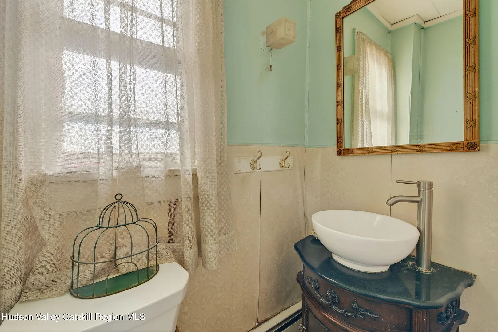 251 Jefferson Heights Photo 18