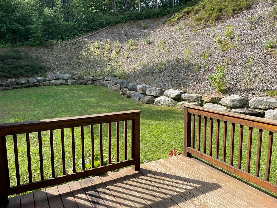 135 Narrows Rd Photo 7
