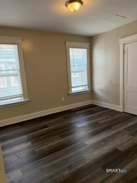 119 Hobart Street  #2nd floor Photo 15