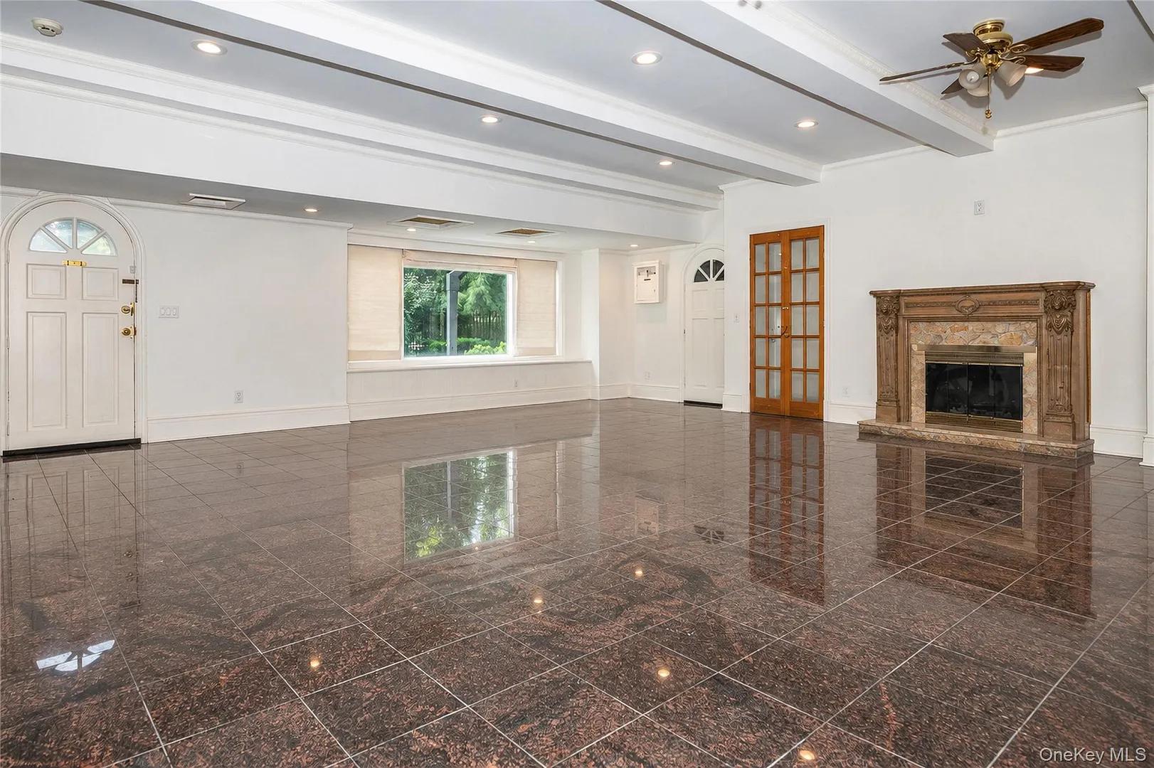 209 Beechmont Drive Photo 32