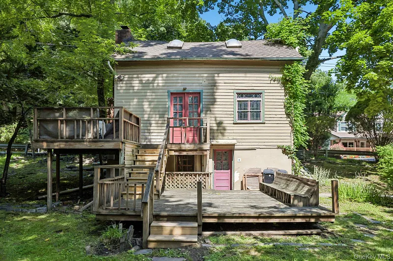 8 Reservoir Road Photo 18