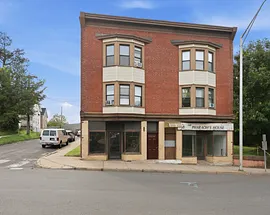 61 East Main Street