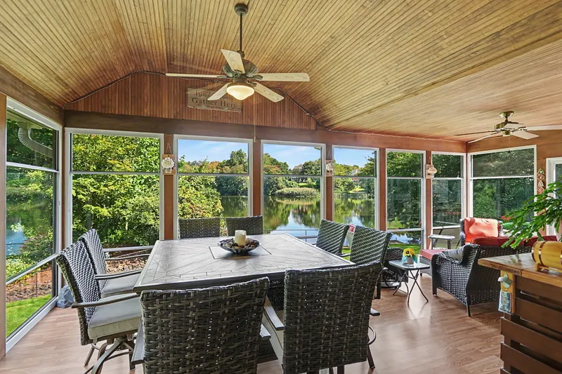 94 Tomlinson Road Photo 14