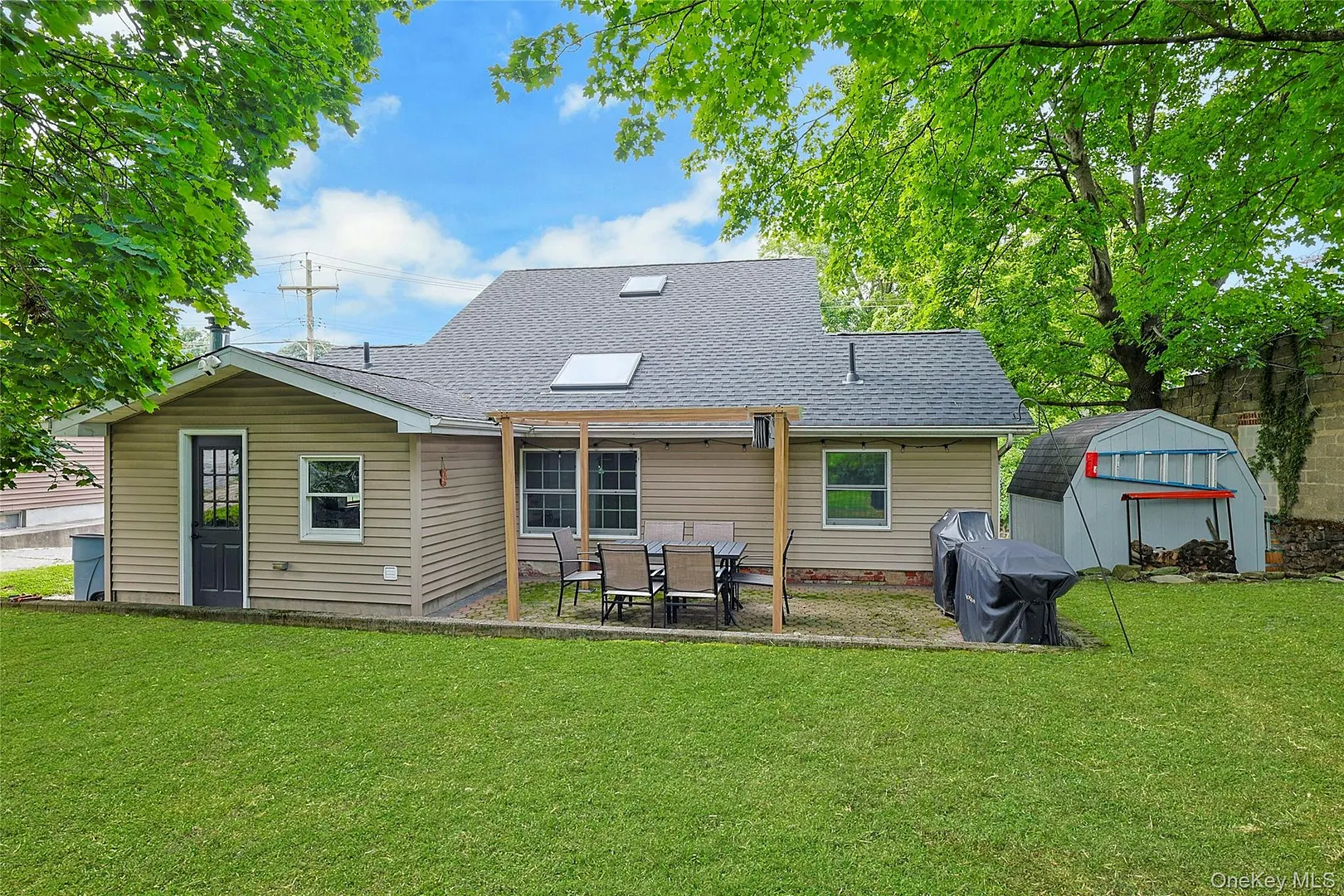 177 Lindsey Avenue Photo 23