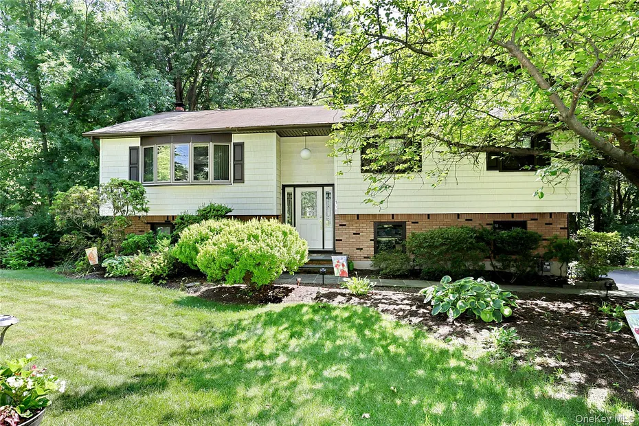 150 Schweizer Lane Photo 1