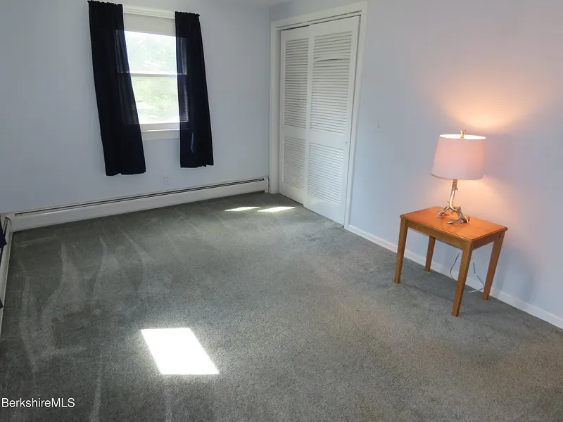 1303 River Rd Photo 23